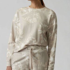 Athleta Balance Soft Pullover Sweatshirt Chakra Willow Abalone Cream Top Size M